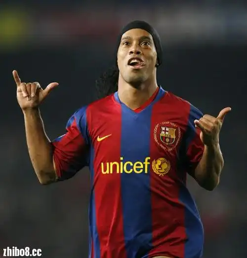 对她的表现 对她的表现