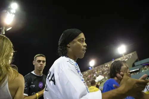 争冠行列中 争冠行列中